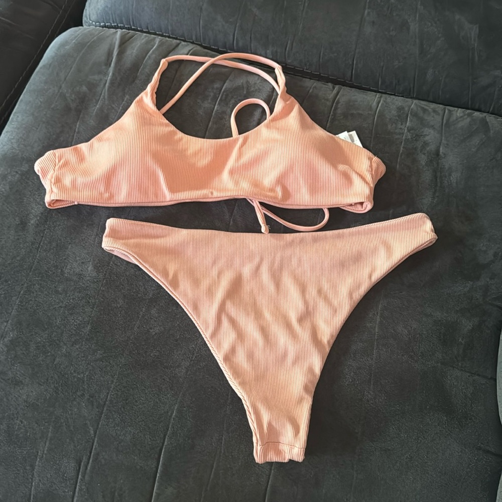 Kamoni swimsuit set. Both larges- B3